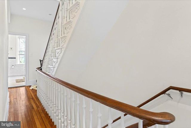 319 C ST SE, Washington, DC 20003