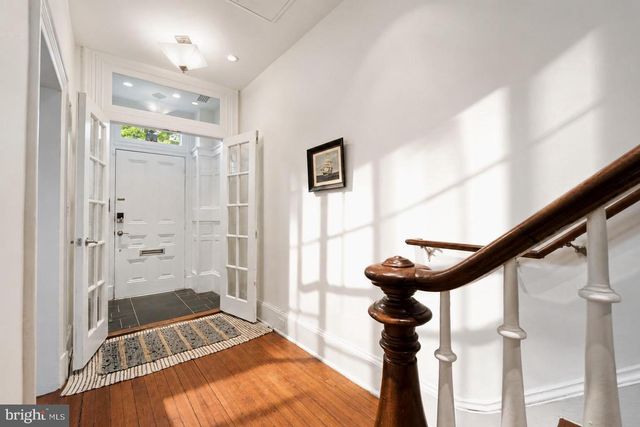 319 C ST SE, Washington, DC 20003