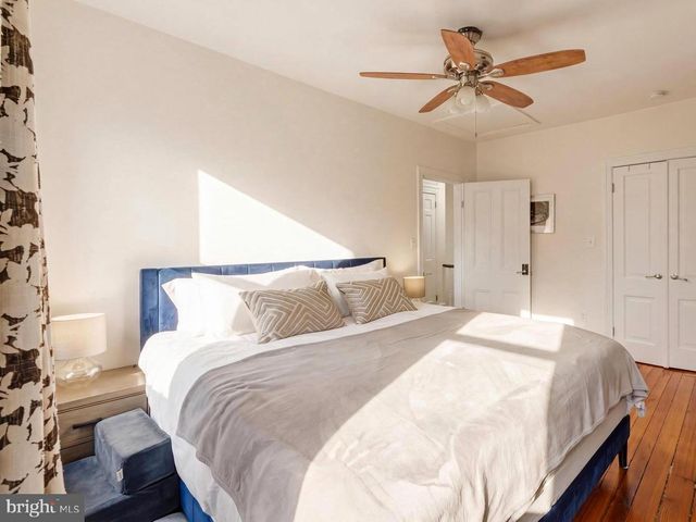 319 C ST SE, Washington, DC 20003