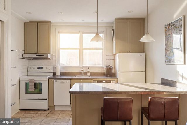 319 C ST SE, Washington, DC 20003