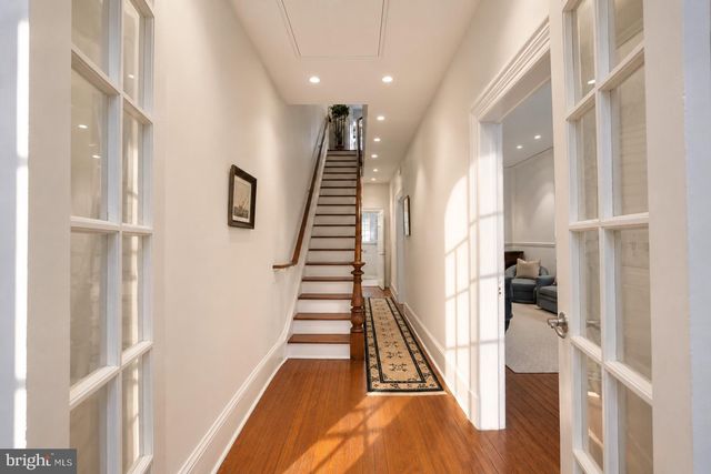 319 C ST SE, Washington, DC 20003
