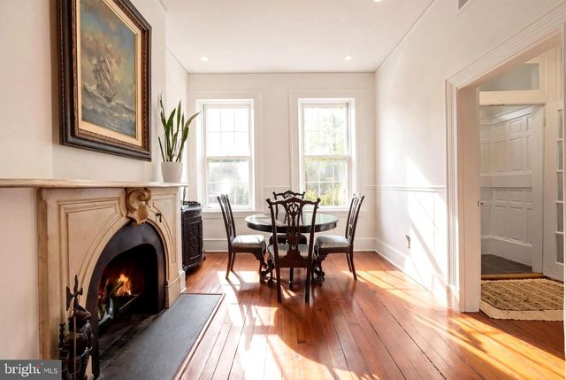 319 C ST SE, Washington, DC 20003