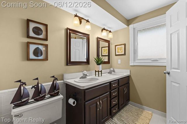 7214 Harbor Drive, Clay, MI 48001