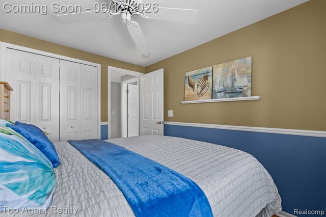 7214 Harbor Drive, Clay, MI 48001