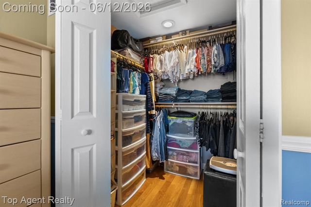 7214 Harbor Drive, Clay, MI 48001