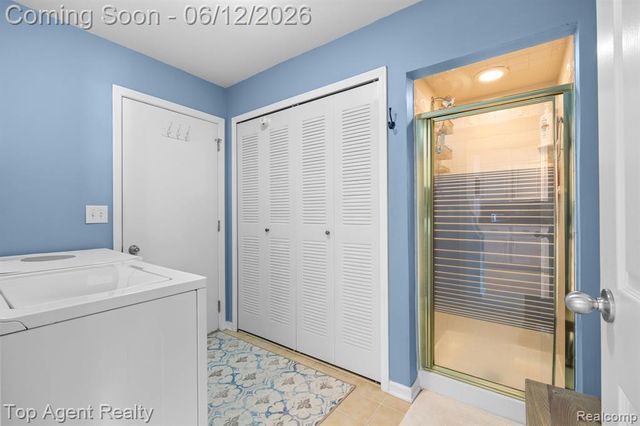 7214 Harbor Drive, Clay, MI 48001
