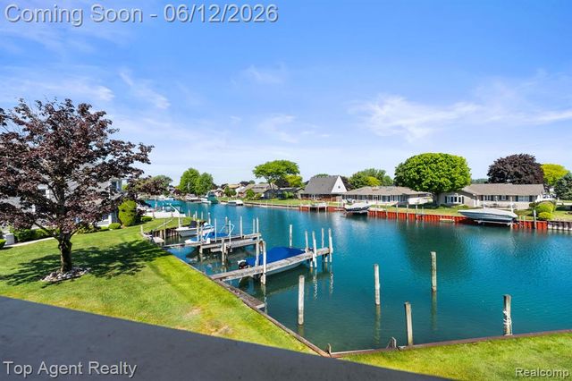 7214 Harbor Drive, Clay, MI 48001