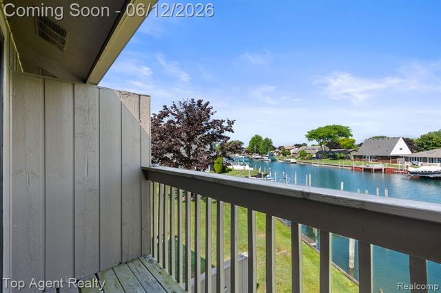 7214 Harbor Drive, Clay, MI 48001