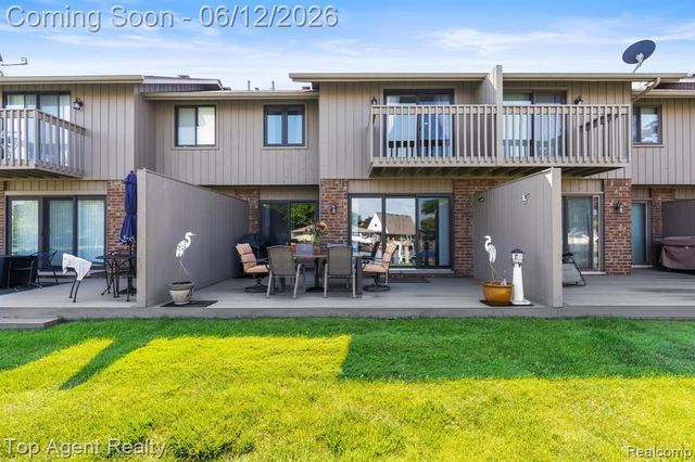 7214 Harbor Drive, Clay, MI 48001