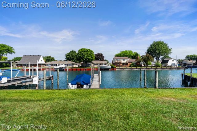 7214 Harbor Drive, Clay, MI 48001