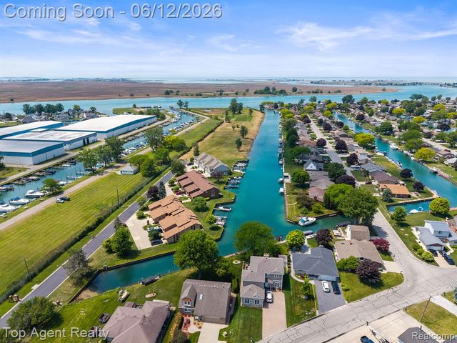 7214 Harbor Drive, Clay, MI 48001