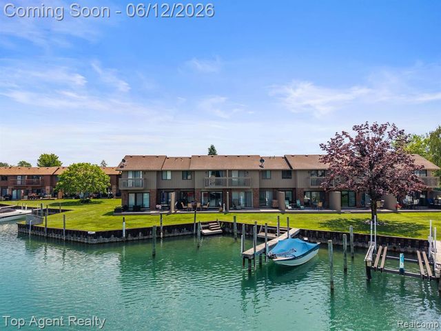 7214 Harbor Drive, Clay, MI 48001