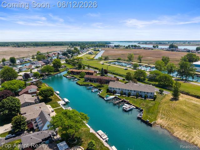 7214 Harbor Drive, Clay, MI 48001