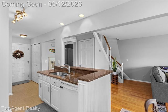 7214 Harbor Drive, Clay, MI 48001