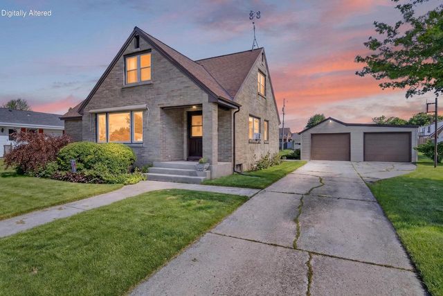 2114 Arizona AVENUE, Sheboygan, WI 53081