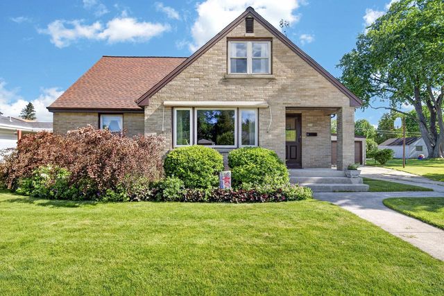 2114 Arizona AVENUE, Sheboygan, WI 53081