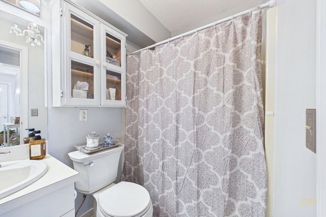 2743 Cranberry Hwy 13B, Wareham, MA 02571
