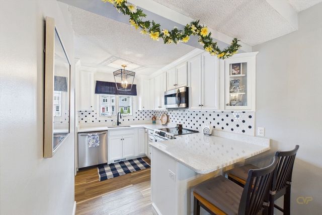 2743 Cranberry Hwy 13B, Wareham, MA 02571