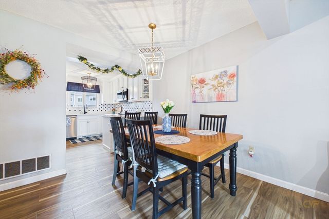 2743 Cranberry Hwy 13B, Wareham, MA 02571