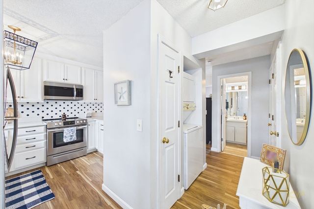 2743 Cranberry Hwy 13B, Wareham, MA 02571