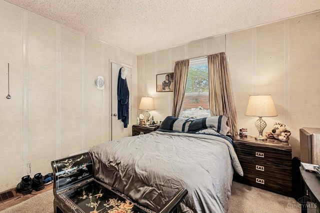 932 Lexington Avenue, Cincinnati, OH 45229