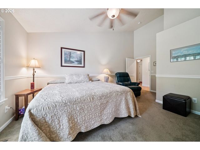 20967 YUKON St, Aurora, OR 97002