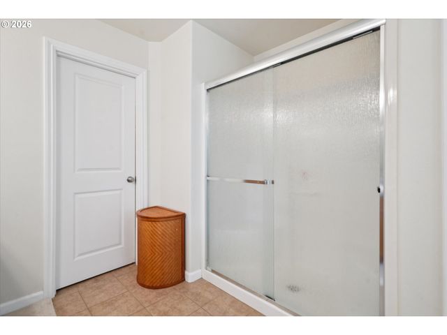 20967 YUKON St, Aurora, OR 97002