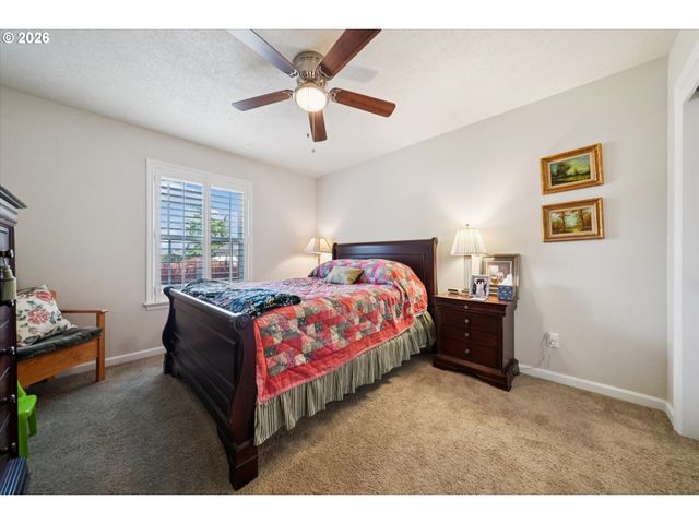 20967 YUKON St, Aurora, OR 97002