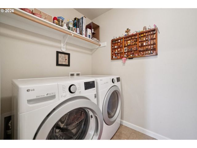 20967 YUKON St, Aurora, OR 97002