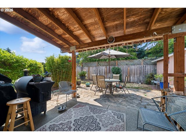 20967 YUKON St, Aurora, OR 97002