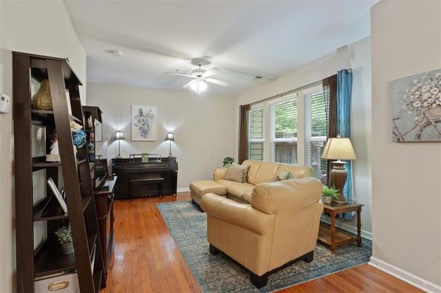 319 Oakview Way, Canton, GA 30114