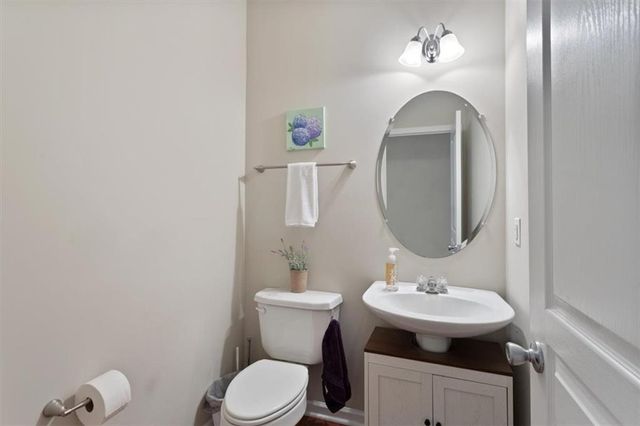 319 Oakview Way, Canton, GA 30114