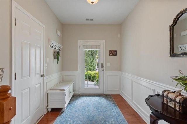 319 Oakview Way, Canton, GA 30114