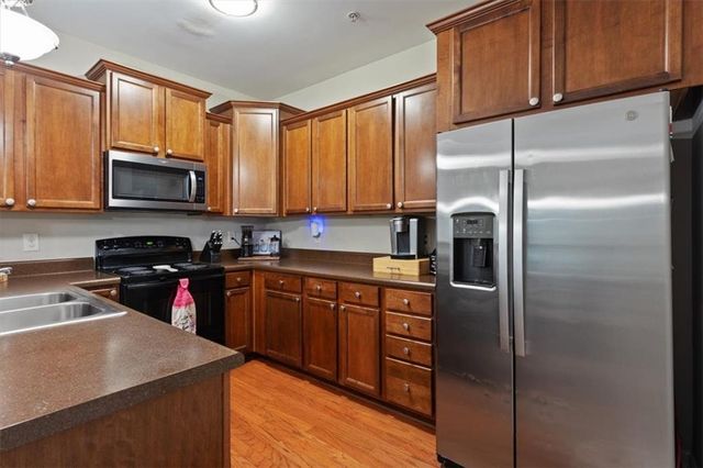 319 Oakview Way, Canton, GA 30114