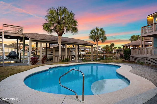 1004 Sunset Lane, Lynn Haven, FL 32444