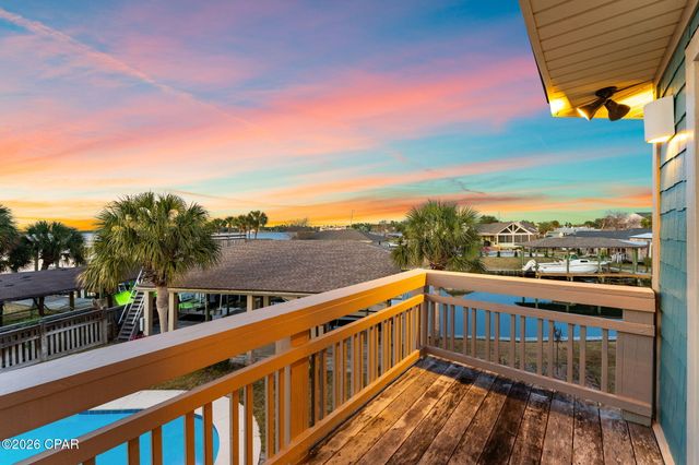 1004 Sunset Lane, Lynn Haven, FL 32444