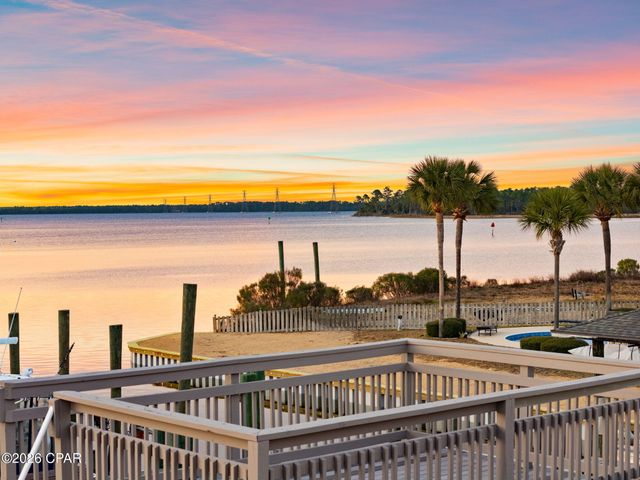 1004 Sunset Lane, Lynn Haven, FL 32444