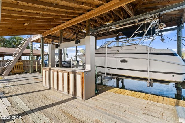 1004 Sunset Lane, Lynn Haven, FL 32444