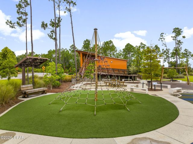 1004 Sunset Lane, Lynn Haven, FL 32444