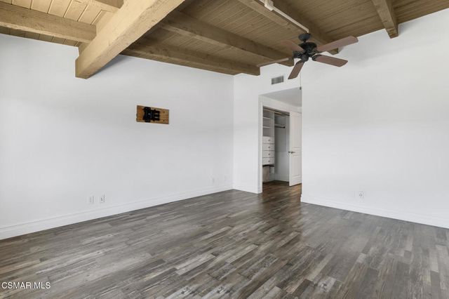 898 Woodlawn Drive, Thousand Oaks, CA 91360