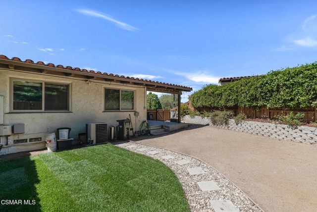 898 Woodlawn Drive, Thousand Oaks, CA 91360