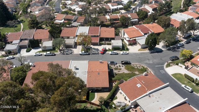 898 Woodlawn Drive, Thousand Oaks, CA 91360