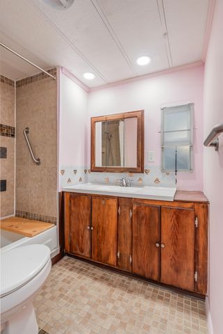 190-197 WEST 24TH ST, Bayonne, NJ 07002