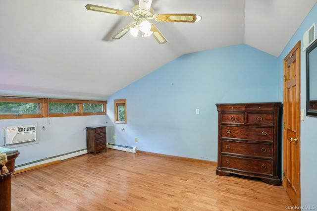 8 Sunset Heights, Monroe, NY 10950