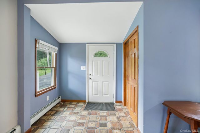8 Sunset Heights, Monroe, NY 10950