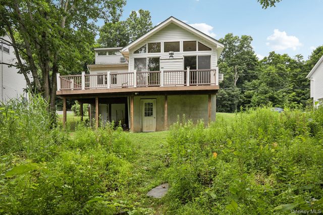 8 Sunset Heights, Monroe, NY 10950