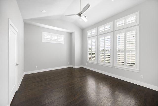 4226 Roseland Avenue 201, Dallas, TX 75204