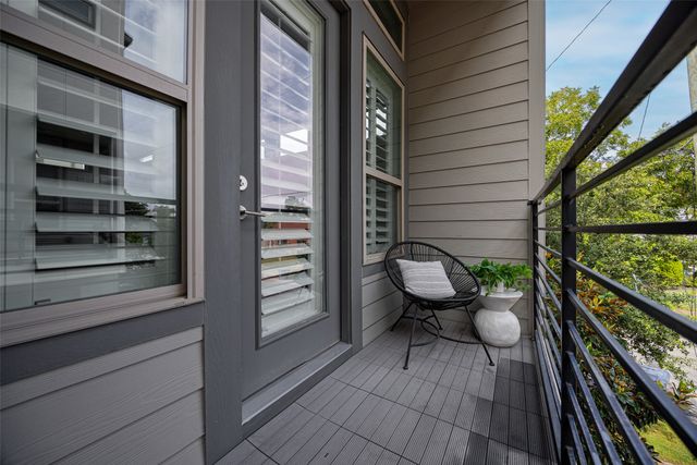 4226 Roseland Avenue 201, Dallas, TX 75204