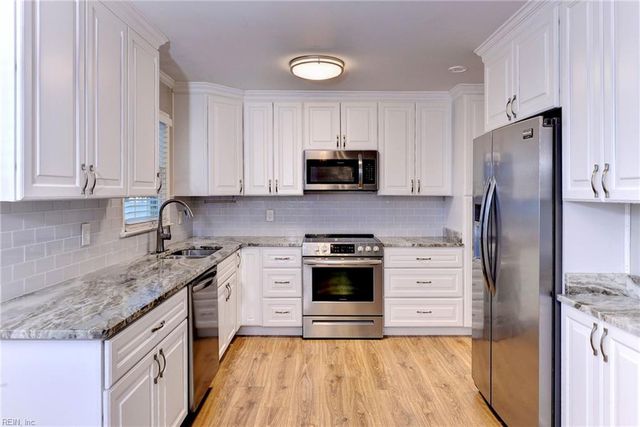 83 Springdale DR, Newport News, VA 23608