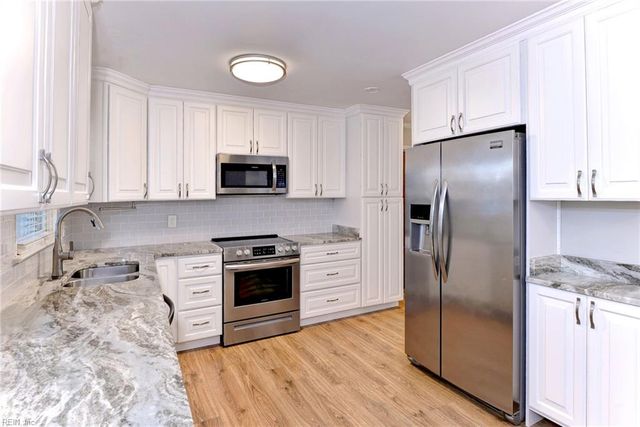 83 Springdale DR, Newport News, VA 23608